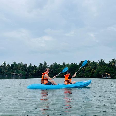 Aki Luna Lagoon Resort Hikkaduwa Bagian luar foto